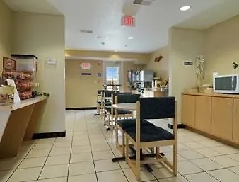 Microtel Inn & Suites By Wyndham Albertville 